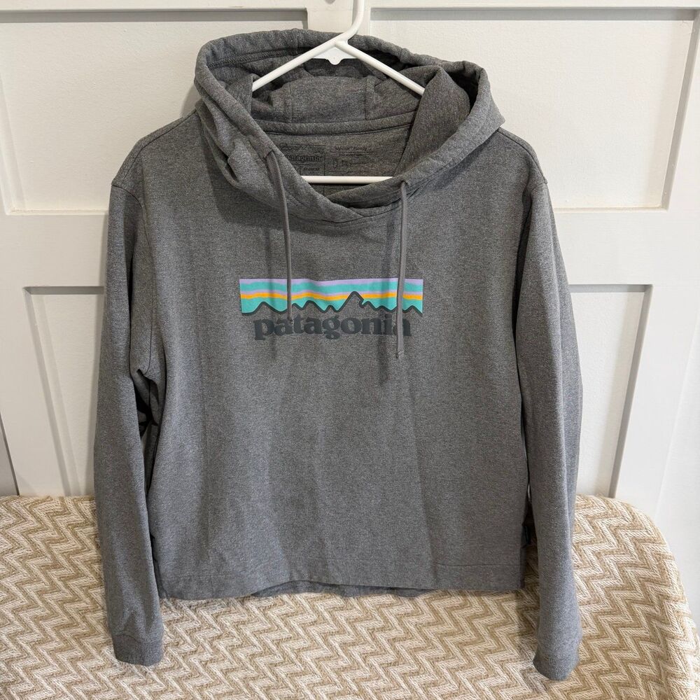 Patagonia Women’s Pastel P-6 Logo Uprisal Hoody